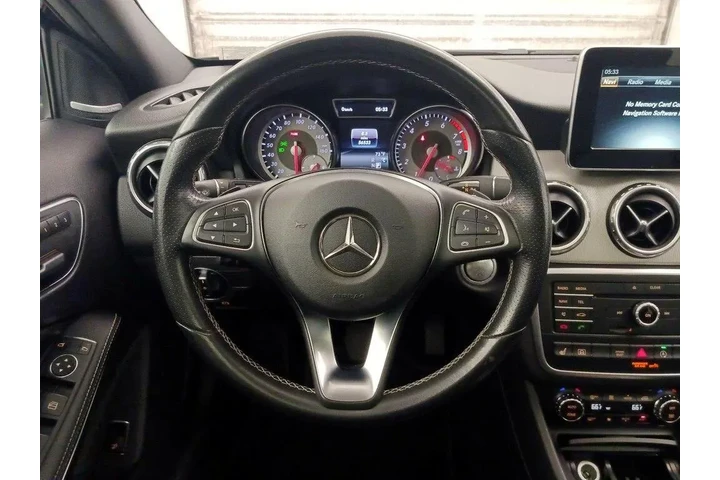 $18998 : Mercedes-Benz GLA 2017 AWD G image 10