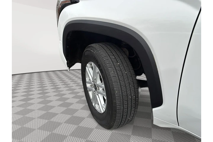 $40992 : 2022 Tundra SR5 image 4