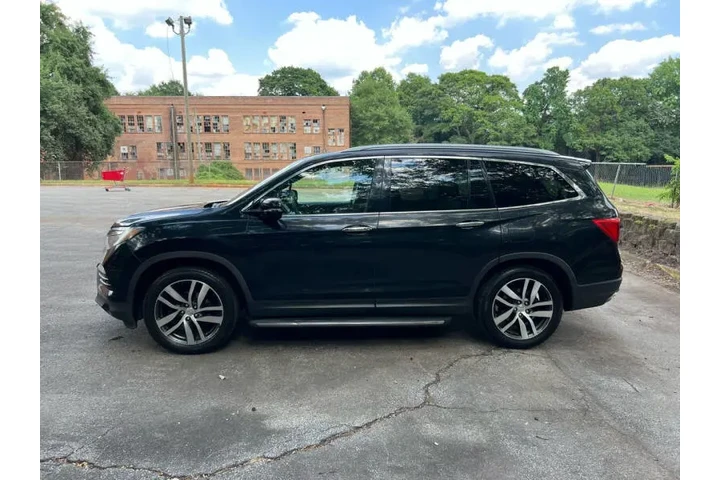 $16000 : 2017 Pilot Touring image 4