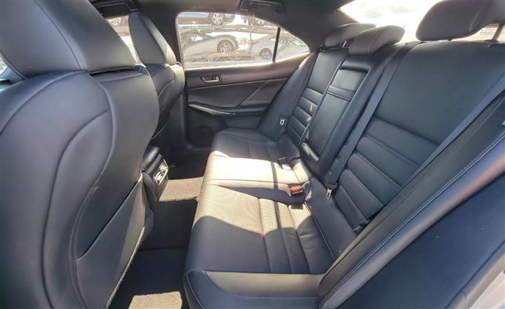 $25000 : 2017 LEXUS IS image 1