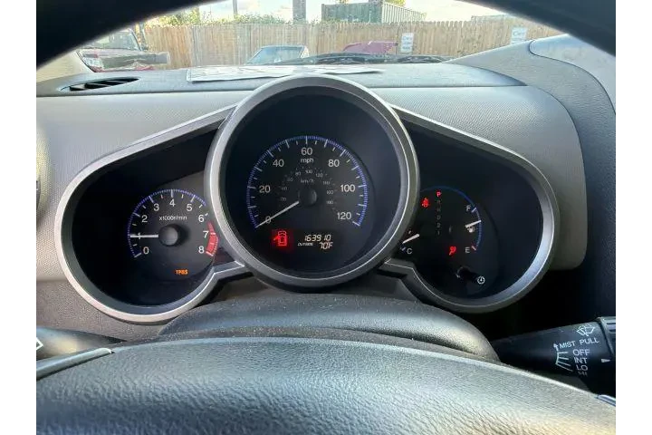 $8299 : Honda Element 2009 AWD EX 4d image 9