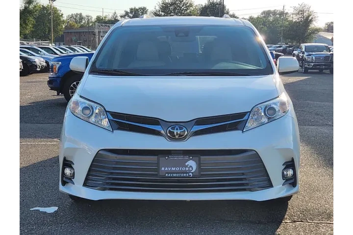 $22495 : 2018 Sienna XLE 7-Passenger A image 6