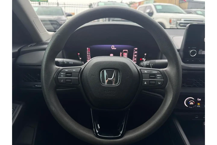 2023 Accord LX image 9