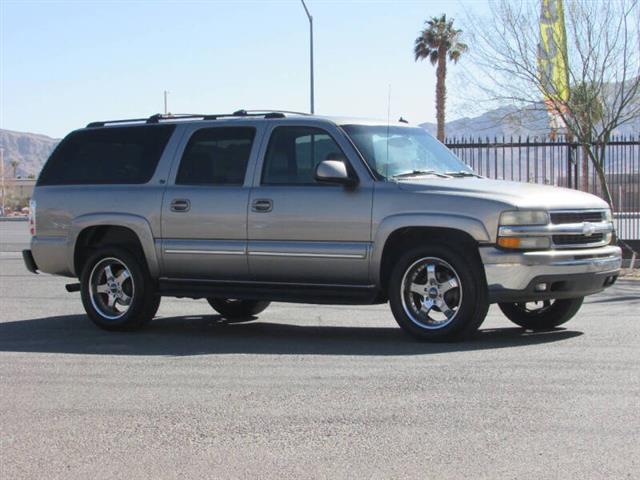 $7995 : 2003 Suburban 1500 image 1