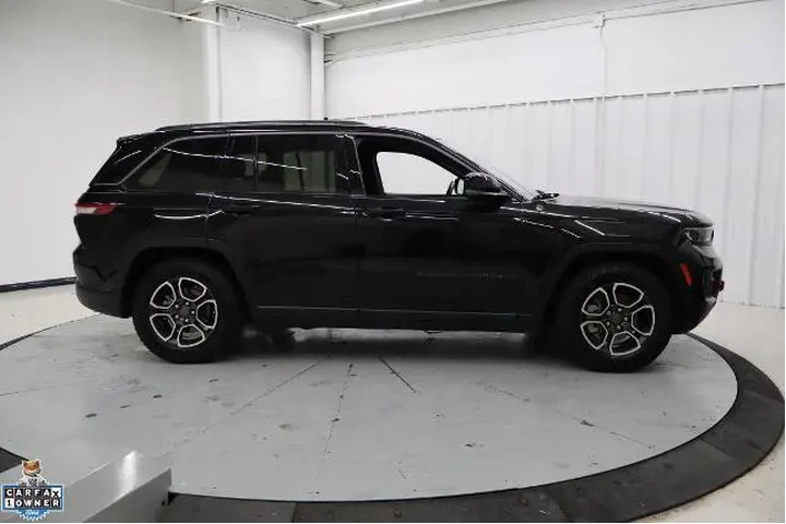 $31995 : Jeep Grand Cherokee 2022 4x4 image 2