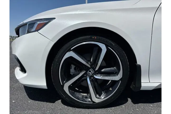 $25000 : Honda Accord 2022 Sport Spec image 10