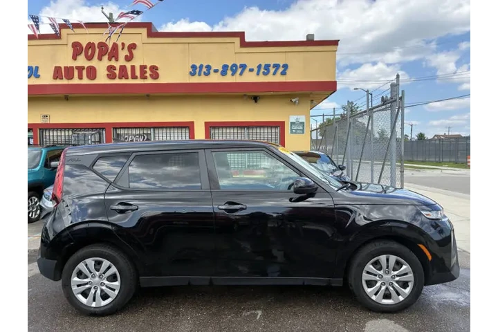 $15995 : 2021 Soul LX image 5