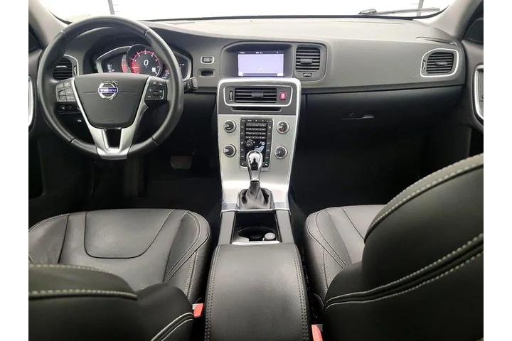 $16998 : Volvo S60 2018 T5 Dynamic 4d image 9