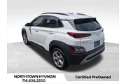 $22033 : Hyundai KONA 2023 AWD SEL 4d thumbnail