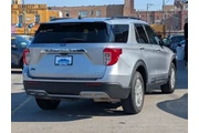 $27777 : Ford Explorer 2023 AWD XLT 4 thumbnail