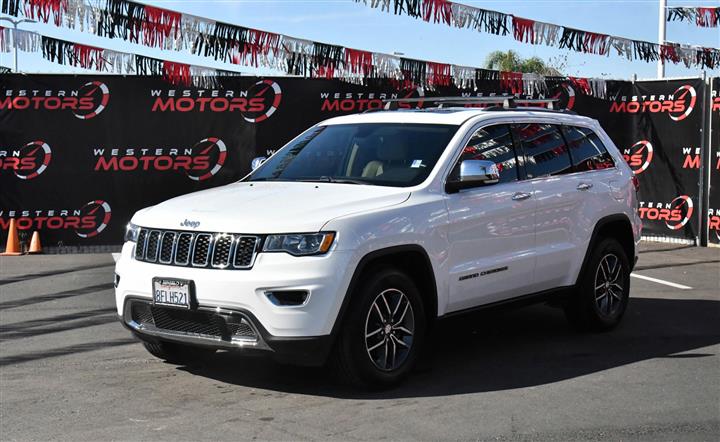 $26490 : Grand Cherokee Limited image 3