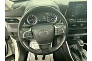$35111 : Toyota Highlander 2022 AWD X thumbnail