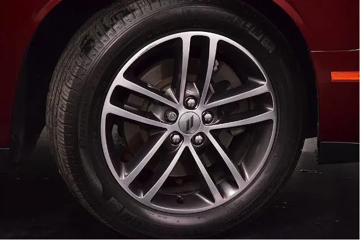 $23000 : Dodge Challenger 2018 AWD GT image 10