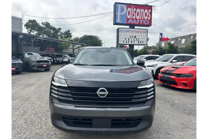 2025 Kicks SV image 2