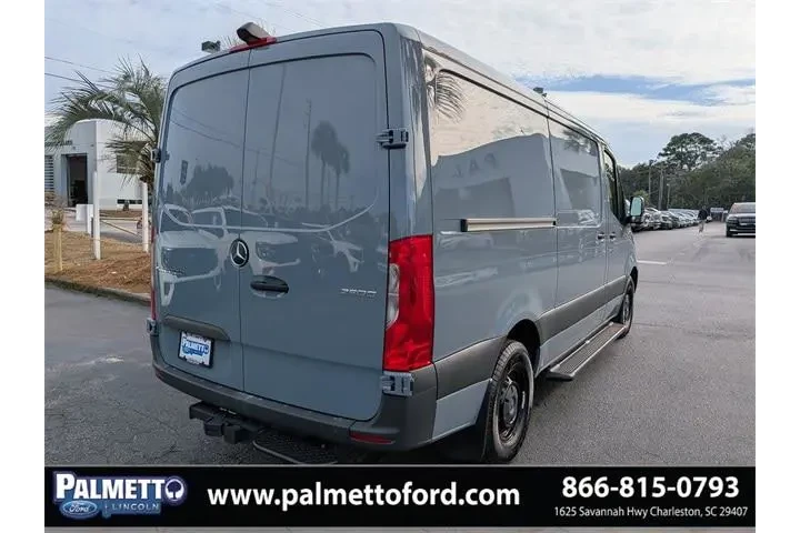 $38995 : Mercedes-Benz Sprinter 2024 image 4