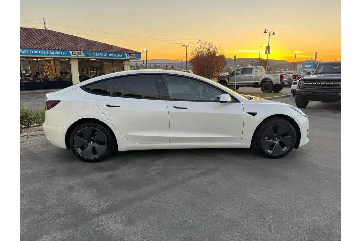 $18985 : Tesla Model 3 2021 Standard image 6