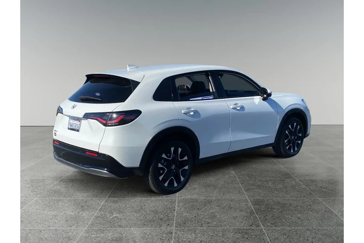 $31565 : Honda HR-V 2026 EX-L 4dr Cro image 5