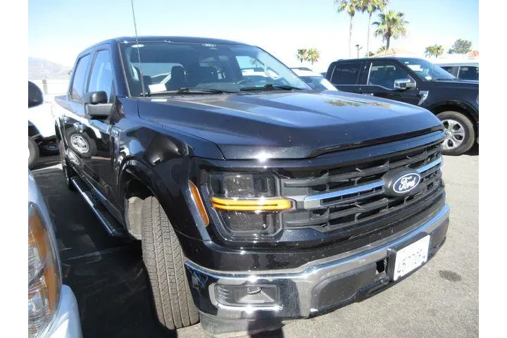 $36861 : Ford F-150 2025 4x2 XLT 4dr image 4