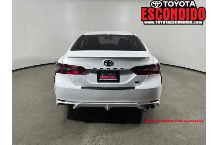 $26998 : Toyota Camry 2024 SE 4dr Sed image 4