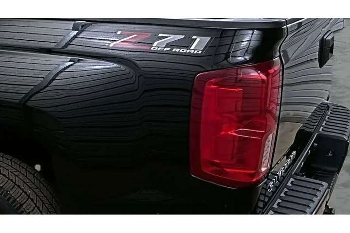 $35428 : Chevrolet Silverado 1500 201 image 10