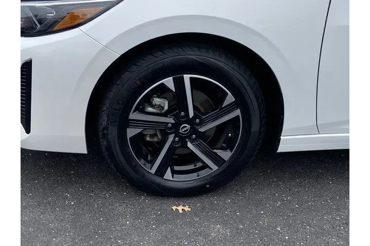 $14987 : Nissan Sentra 2025 SV 4dr Se image 8