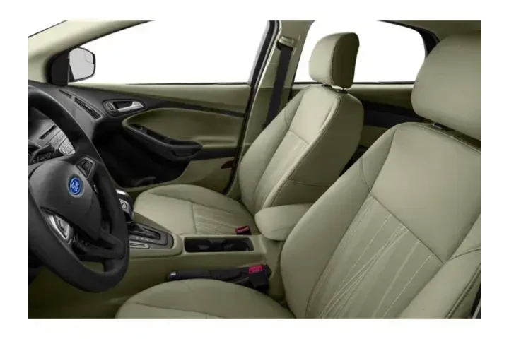 $11874 : Ford Focus 2018 SEL 4dr Seda image 9