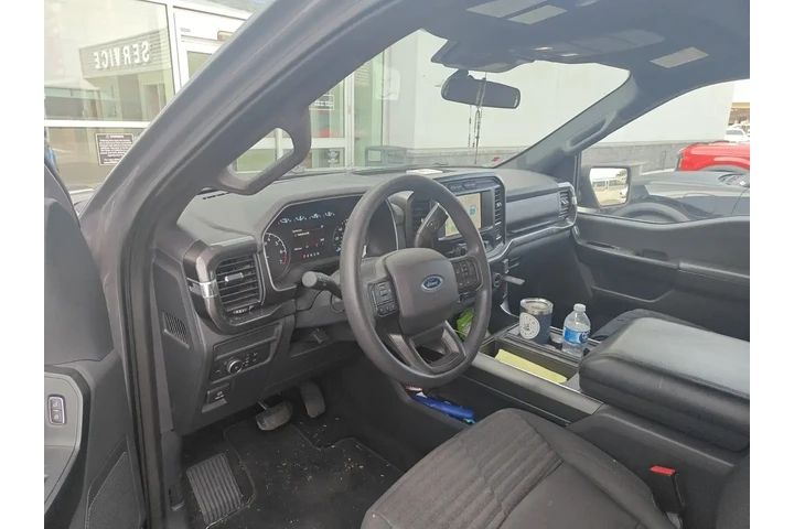 $25900 : Ford F-150 2021 4x2 XL 4dr S image 5