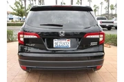 $31999 : Honda Pilot 2022 AWD SE 4dr thumbnail