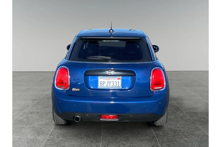 $10189 : MINI Hardtop 4 Door 2016 Coo image 4