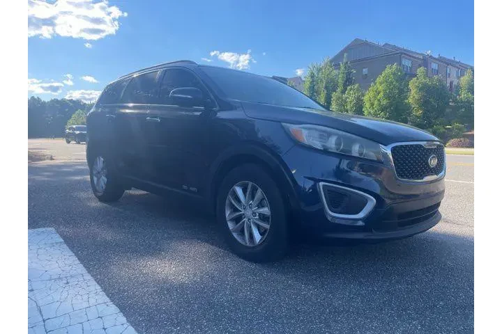 $12039 : Kia Sorento 2016 AWD LX V6 4 image 3