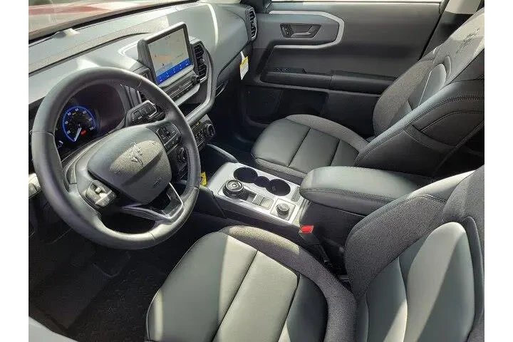 $27500 : Ford Bronco Sport 2024 AWD Big image 3