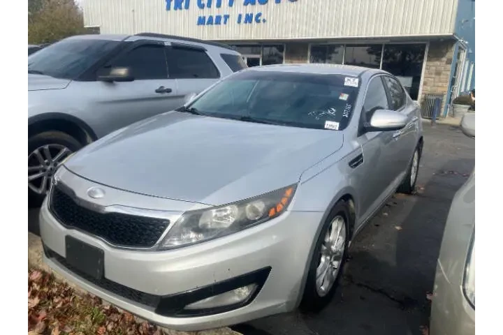 $7550 : 2013 Optima LX image 2