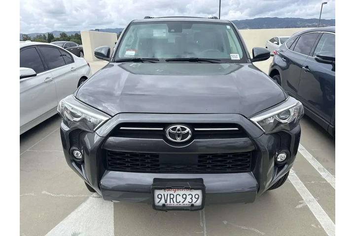 $32870 : Toyota 4Runner 2021 4x2 SR5 image 2