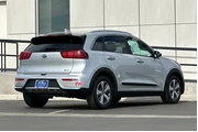 $17900 : Kia Niro Plug-In Hybrid 2018 thumbnail