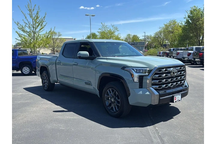 $61278 : Gold Certified 2025 Tundra Pl image 8