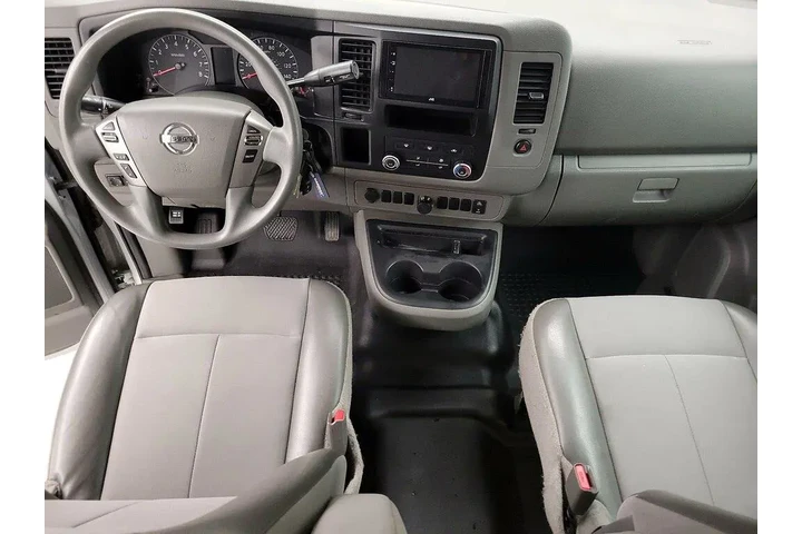 $35998 : Nissan NV 2018 3500 HD S 3dr image 9