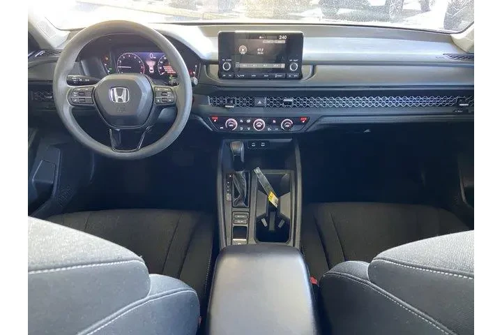 $21160 : Honda Accord 2024 EX 4dr Sed image 10