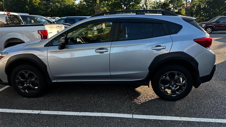 $26800 : PRE-OWNED 2021 SUBARU CROSSTR image 9