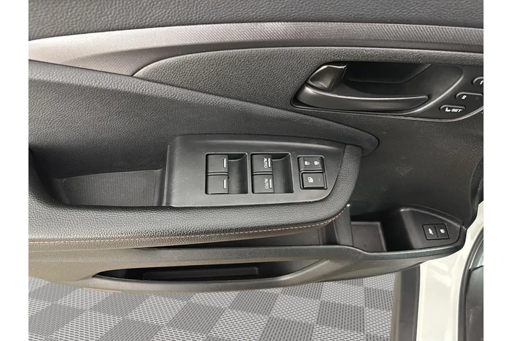 $26997 : 2022 Passport TrailSport image 5