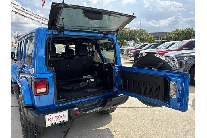 $33500 : Jeep Wrangler Unlimited 2021 image 8