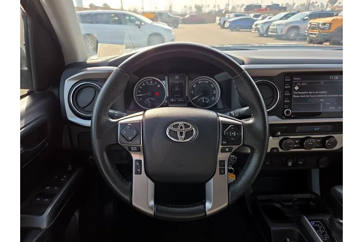 $31998 : Toyota Tacoma 2022 4x2 SR5 V image 9