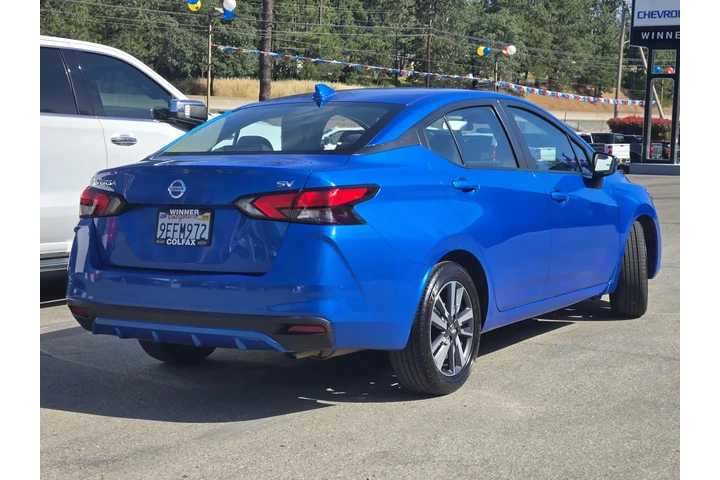 $10293 : Nissan Versa 2021 SV 4dr Sed image 4