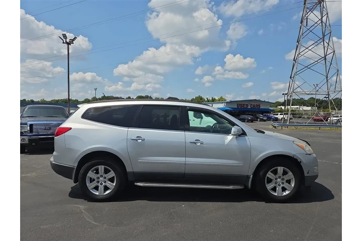 $7750 : 2012 Traverse LT AWD image 6