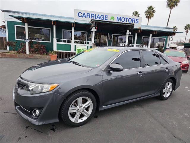 $13295 : 2013 Camry SE image 1