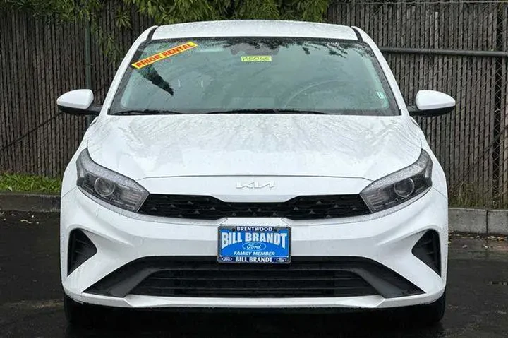 $15255 : Kia Forte 2023 LX 4dr Sedan image 6