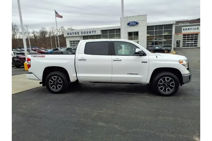 $31995 : Toyota Tundra 2017 4x4 Limit image 2