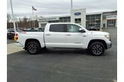 $31995 : Toyota Tundra 2017 4x4 Limit thumbnail