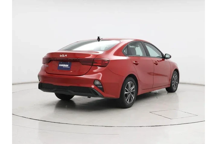 $16998 : Kia Forte 2024 LXS 4dr Sedan image 8