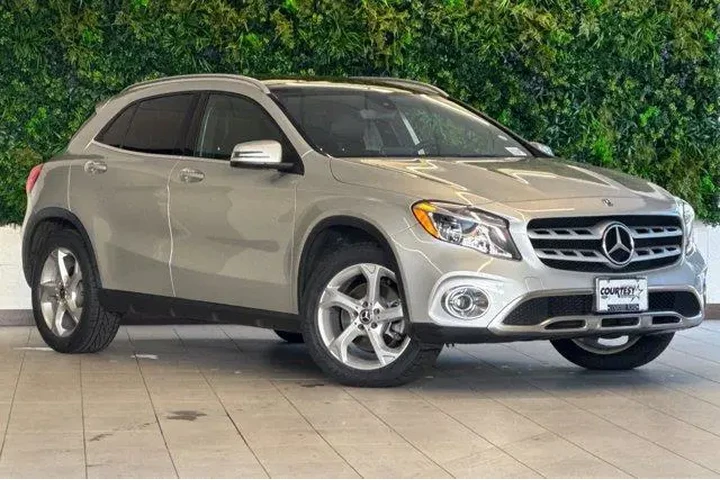 $16748 : Mercedes-Benz GLA 2018 AWD G image 1