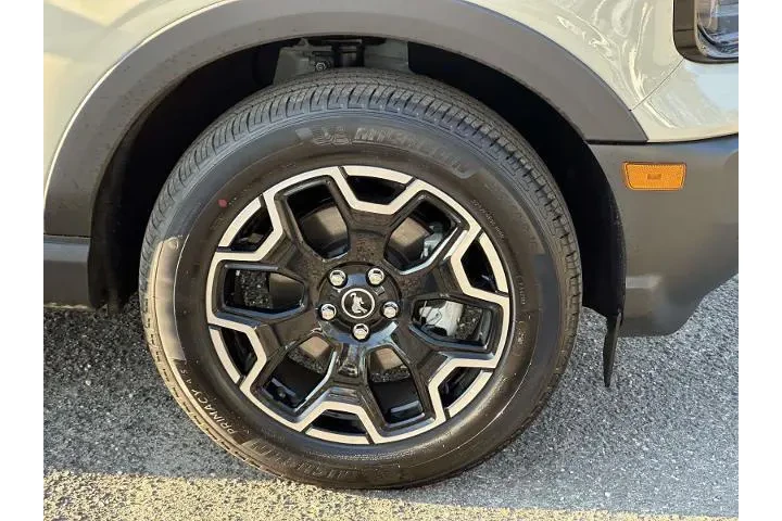 $35600 : Ford Bronco Sport 2025 AWD O image 10